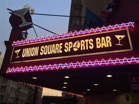union square sports bar